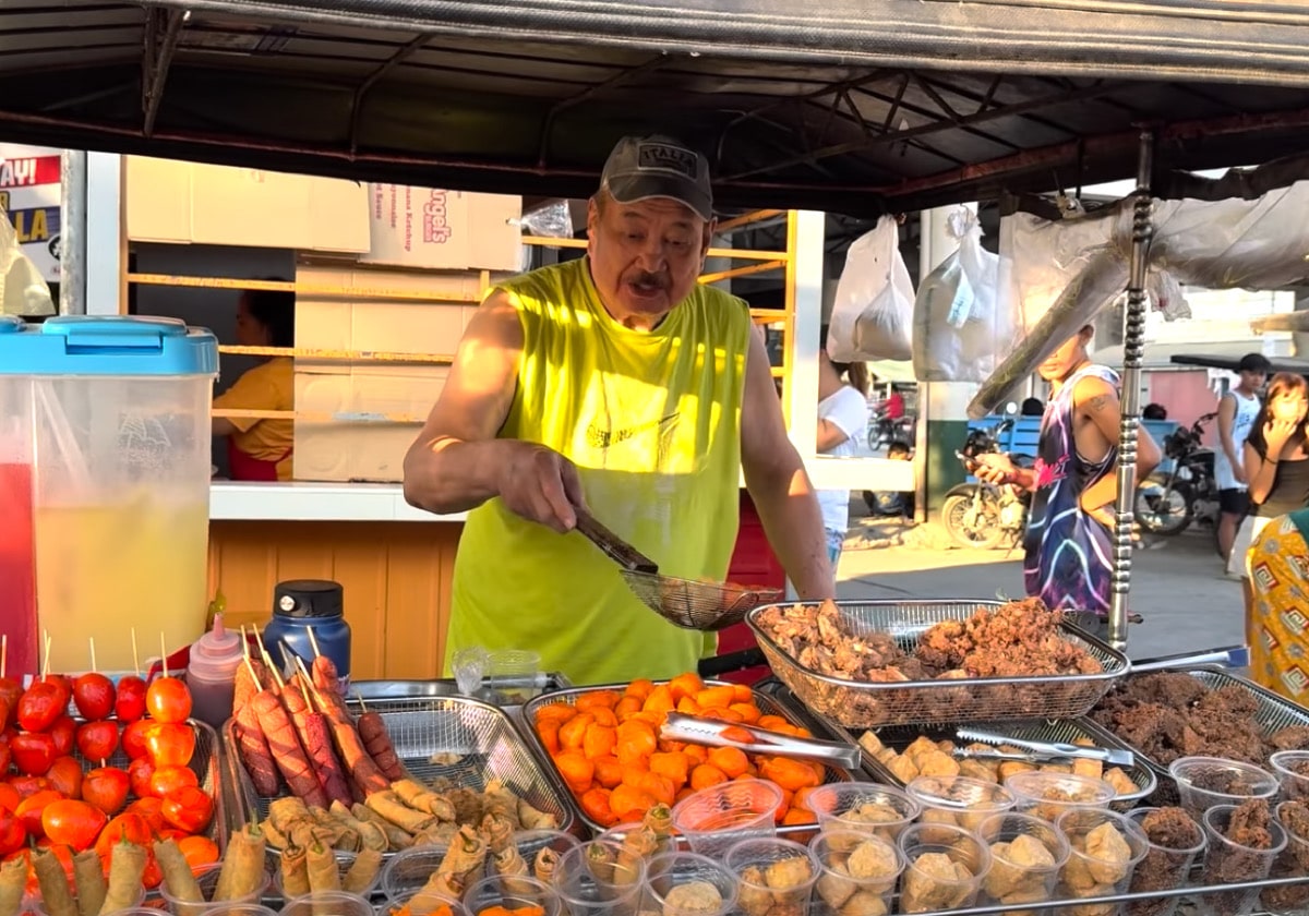 Jimmy Santos tries selling street food in Nueva Ecija